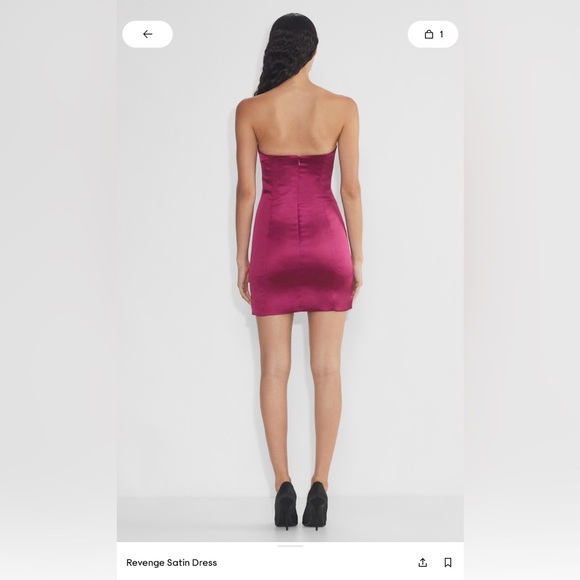 Red dress - Picture 4 of 5